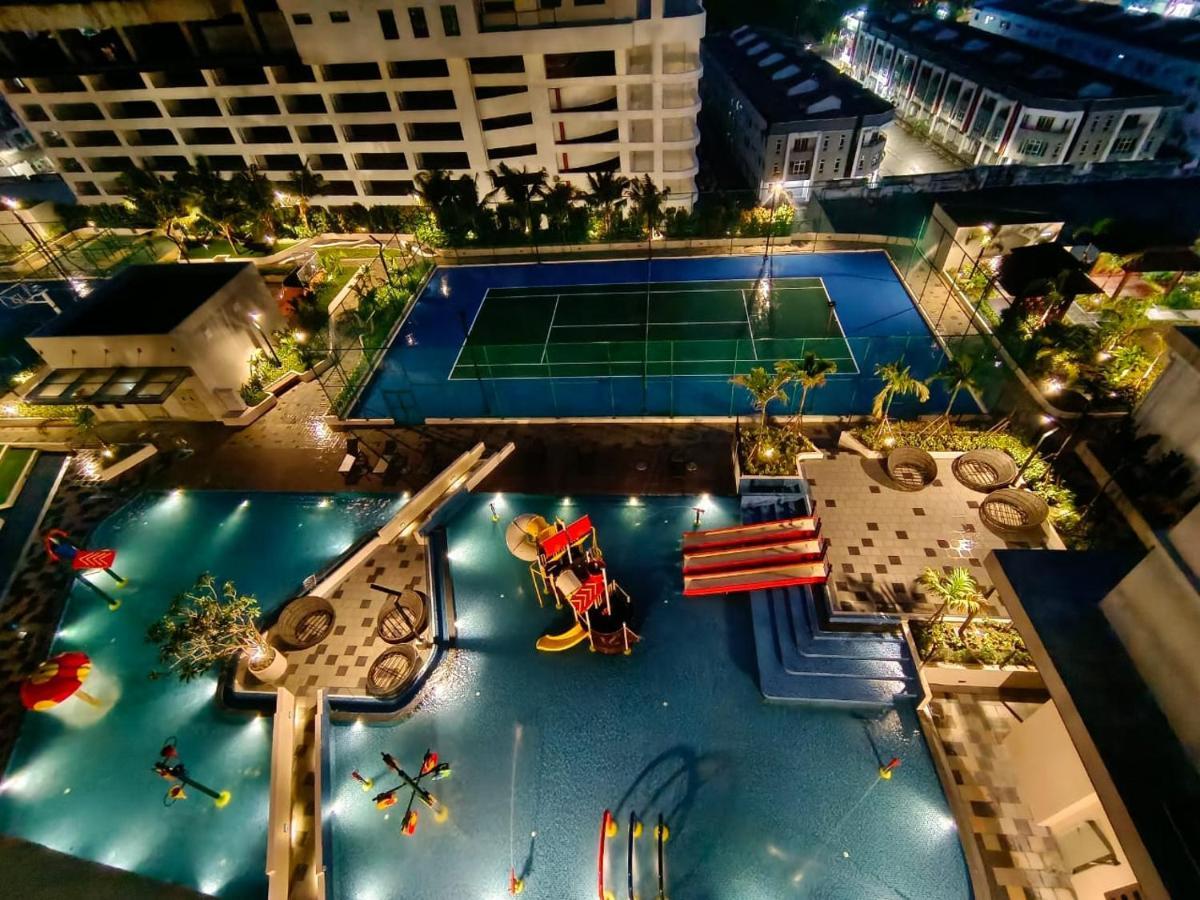 Luxury Couple Suites L Free Netflix L Massage Chair L Bathtub L Wifi 200Mbps L Town Area Bali Residence Malacca Eksteriør bilde