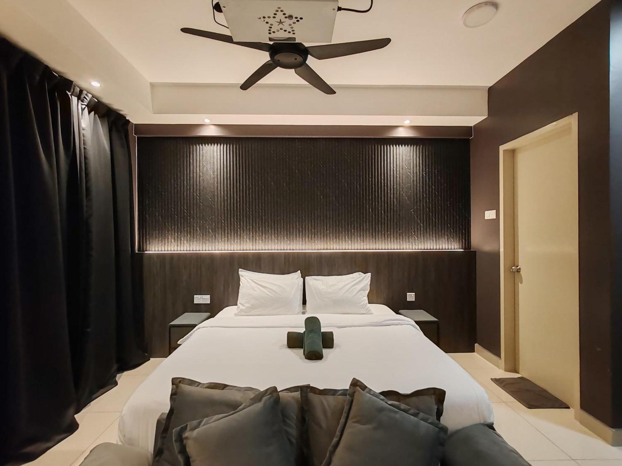 Luxury Couple Suites L Free Netflix L Massage Chair L Bathtub L Wifi 200Mbps L Town Area Bali Residence Malacca Eksteriør bilde